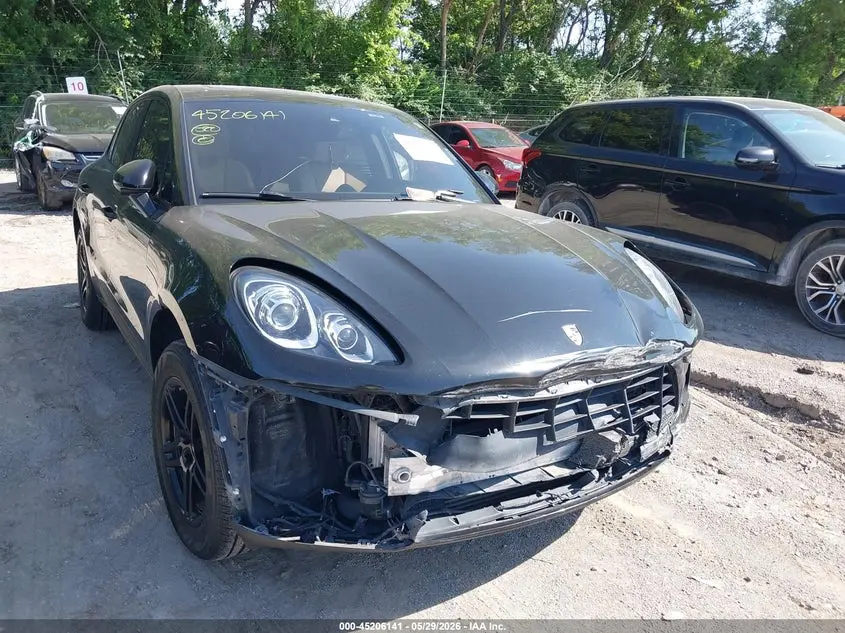 2018 PORSCHE MACAN SPORT EDITION