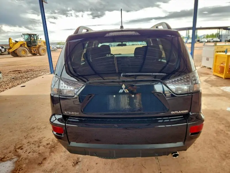 2011 MITSUBISHI OUTLANDER ES  