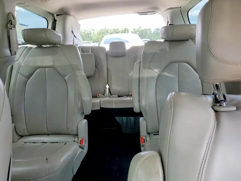 2021 CHRYSLER VOYAGER LXI  