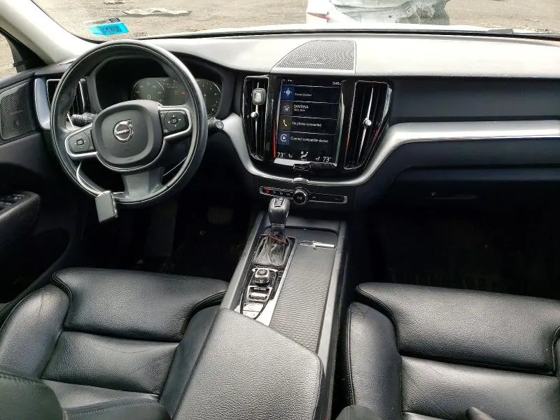 2019 VOLVO XC60 T5  