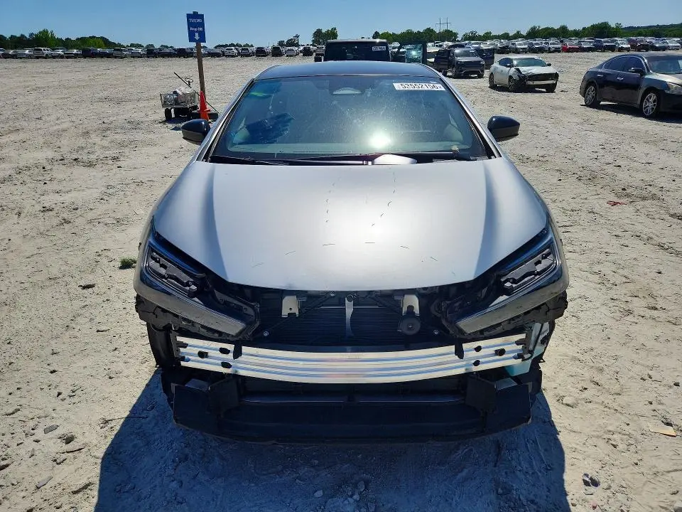 2023 TOYOTA PRIUS XLE  
