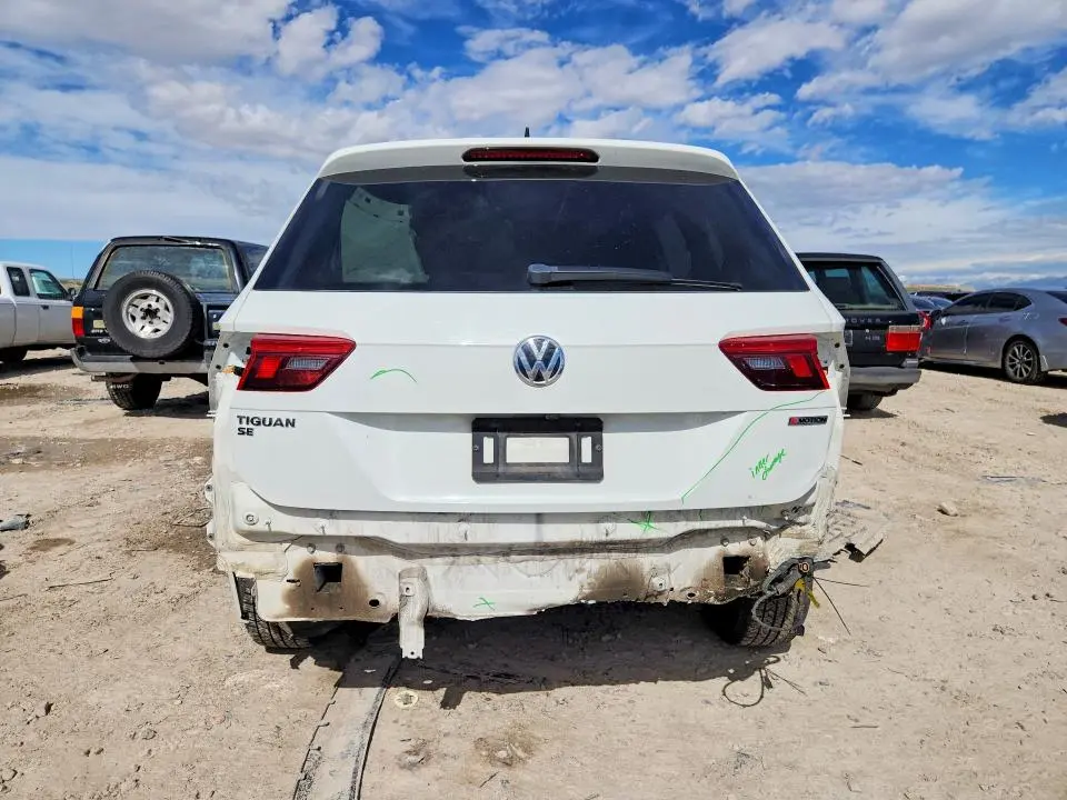 2019 VOLKSWAGEN TIGUAN SE  