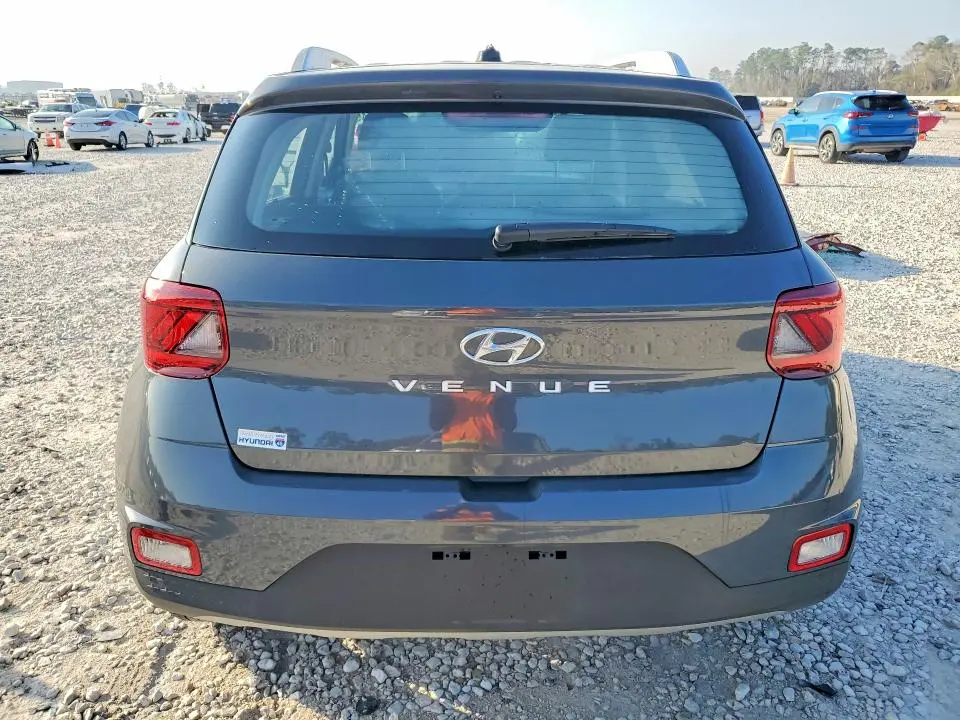 2023 HYUNDAI VENUE SEL  