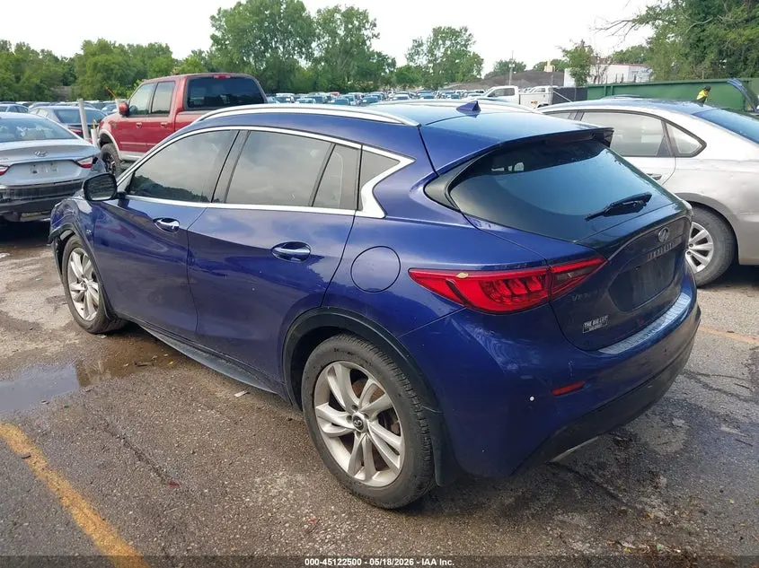 2019 INFINITI QX30 LUXE