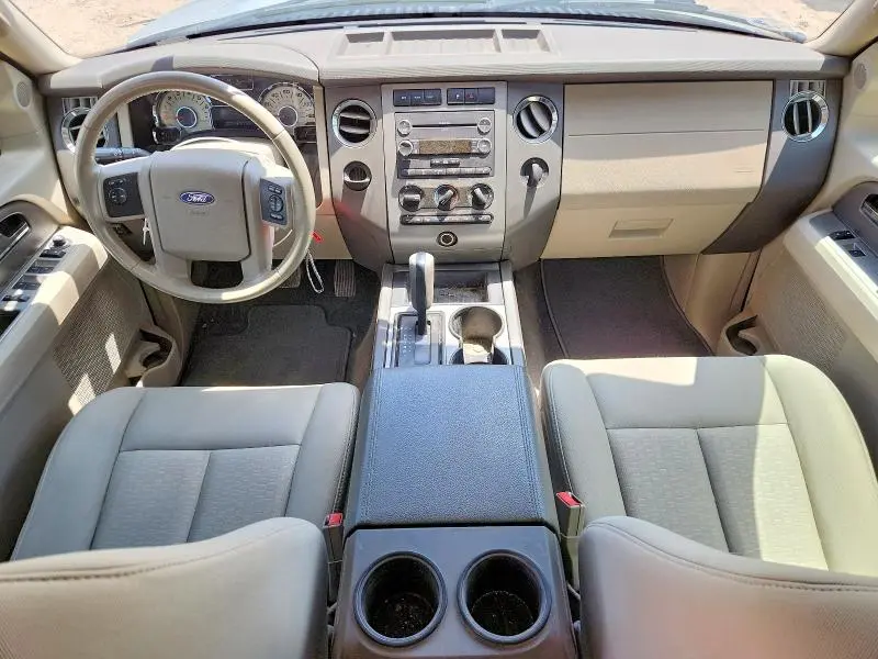 2010 FORD EXPEDITION XLT  