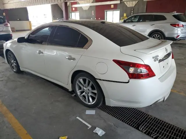 2010 NISSAN MAXIMA S  