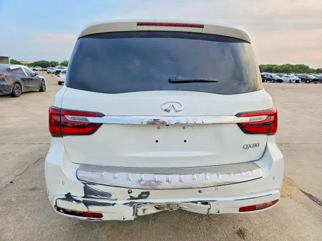 2022 INFINITI QX80 LUXE  