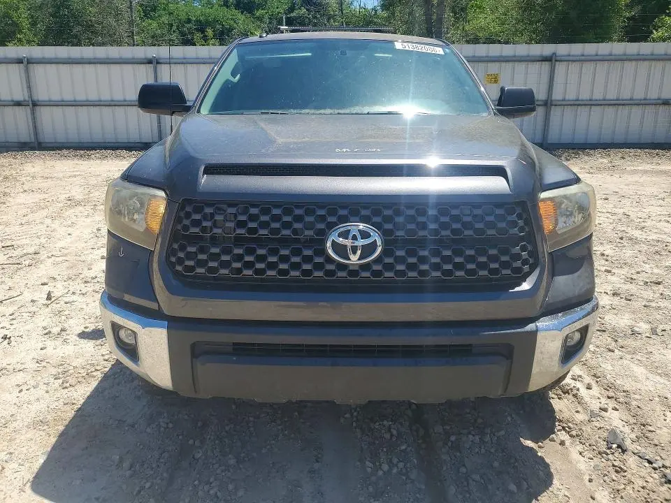 2017 TOYOTA TUNDRA SR5  