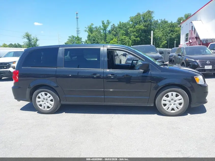 2017 DODGE GRAND CARAVAN SE