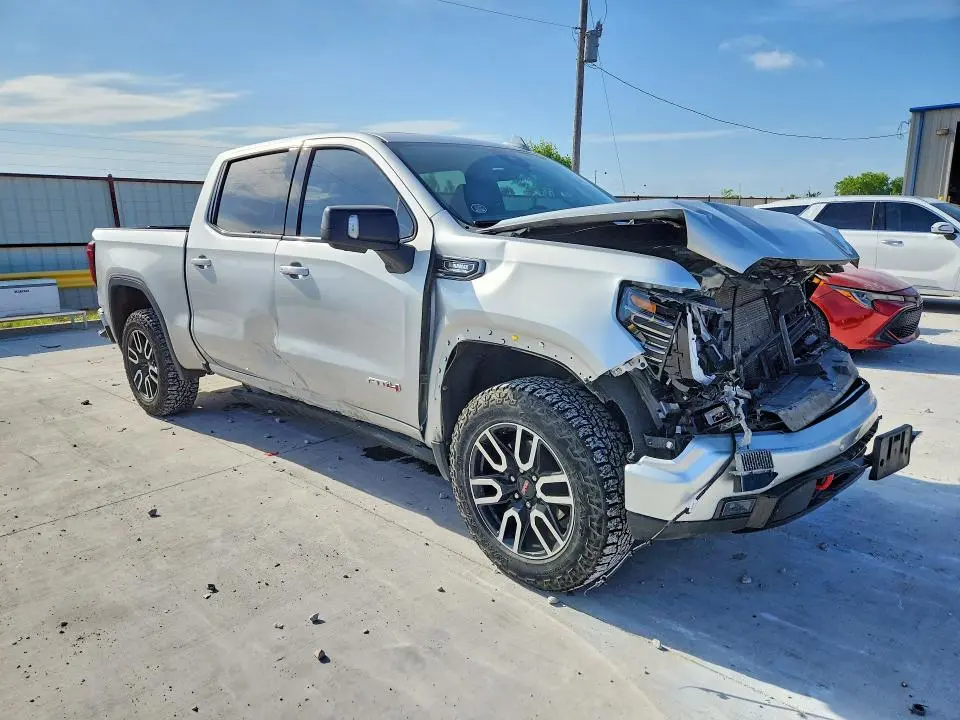 2022 GMC SIERRA K1500 AT4  