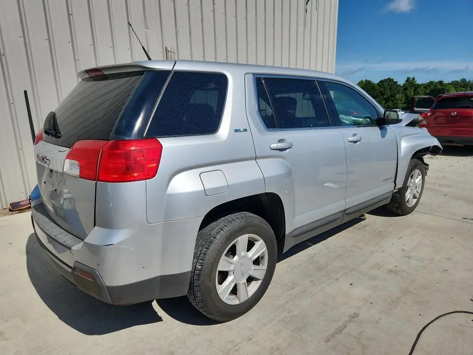 2010 GMC TERRAIN SLE  