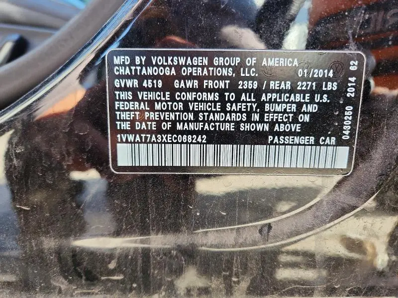 2014 VOLKSWAGEN PASSAT S  