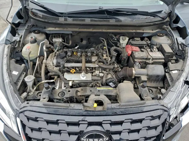 2022 NISSAN KICKS SV  