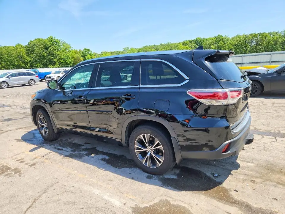 2016 TOYOTA HIGHLANDER XLE  