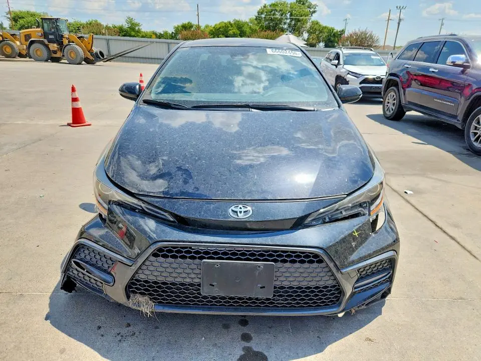 2021 TOYOTA COROLLA SE  