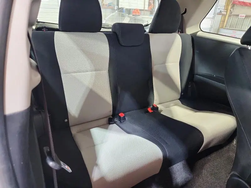 2012 TOYOTA YARIS 3-DOOR L  