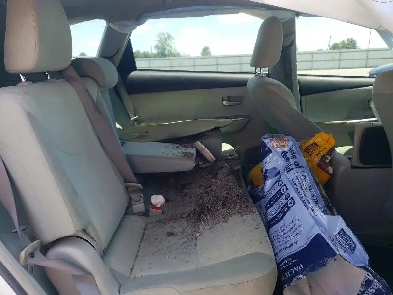 2012 TOYOTA PRIUS V TWO  