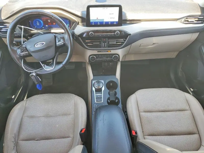 2021 FORD ESCAPE SEL  