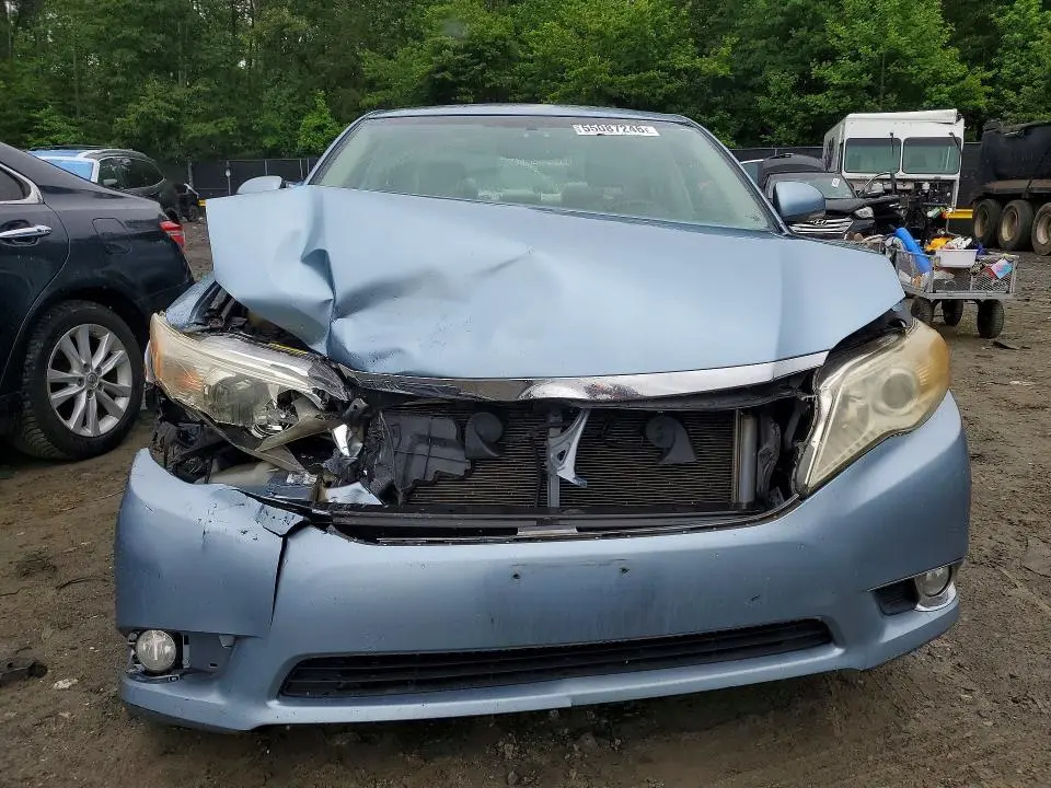 2012 TOYOTA AVALON LIMITED  