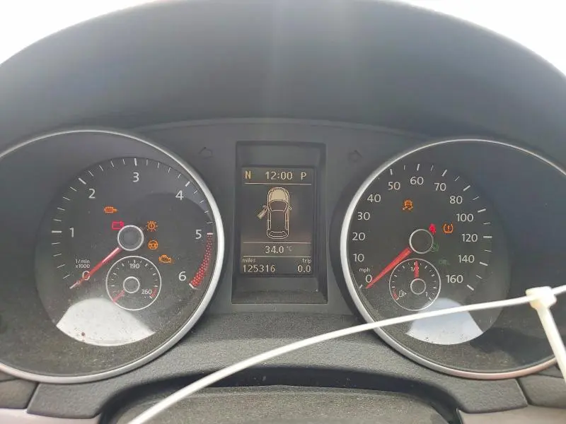 2012 VOLKSWAGEN GOLF   