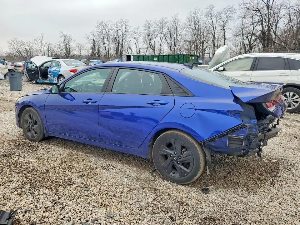 2022 HYUNDAI ELANTRA SEL  