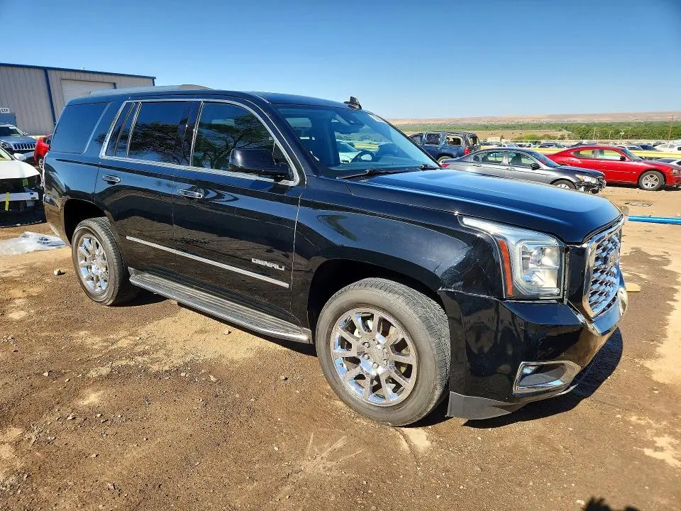 2018 GMC YUKON DENALI  