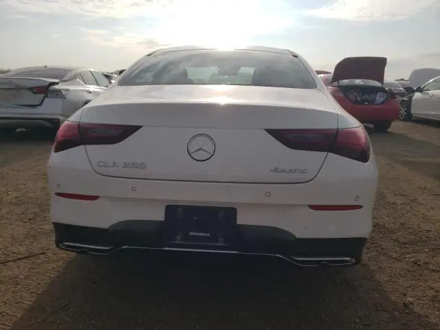 2024 MERCEDES-BENZ CLA 250 4MATIC  