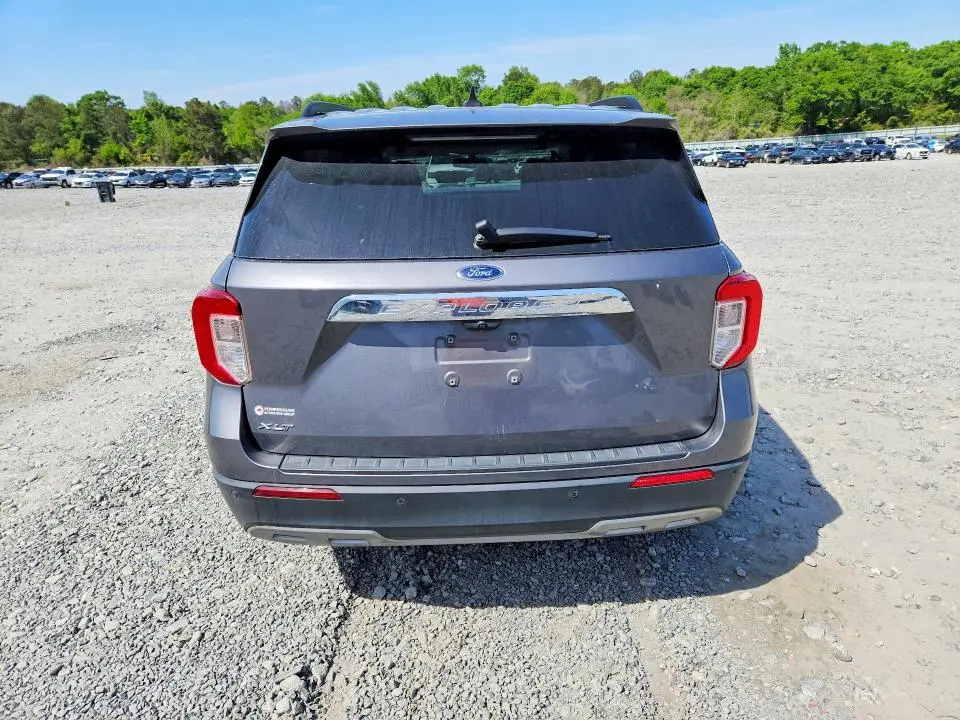 2022 FORD EXPLORER XLT  