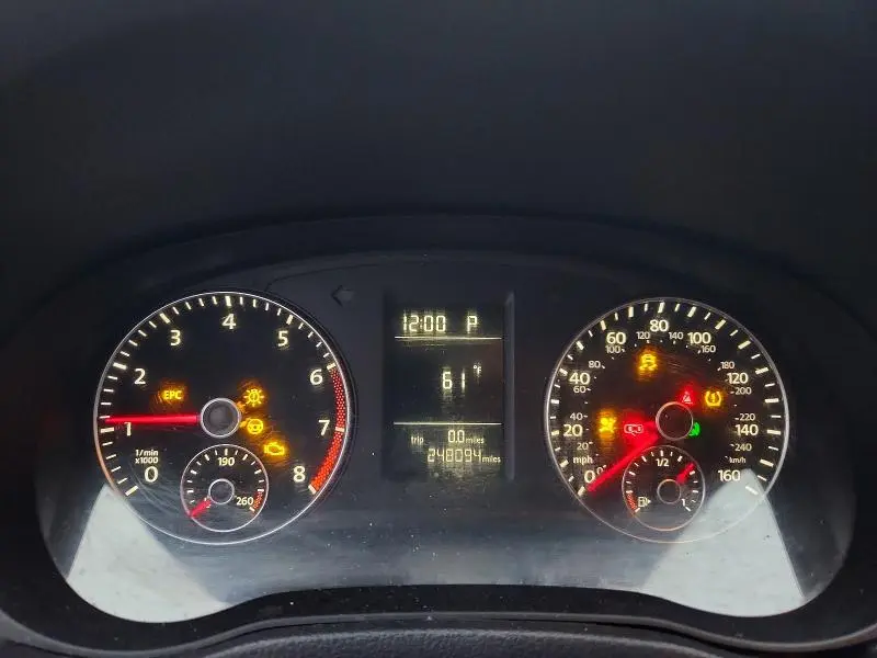 2015 VOLKSWAGEN PASSAT S  