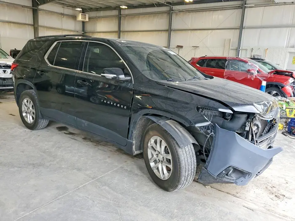 2019 CHEVROLET TRAVERSE LT  