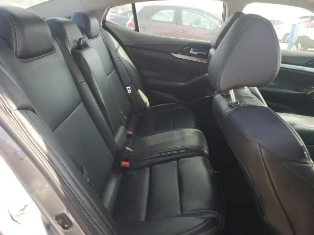2021 NISSAN MAXIMA SV  