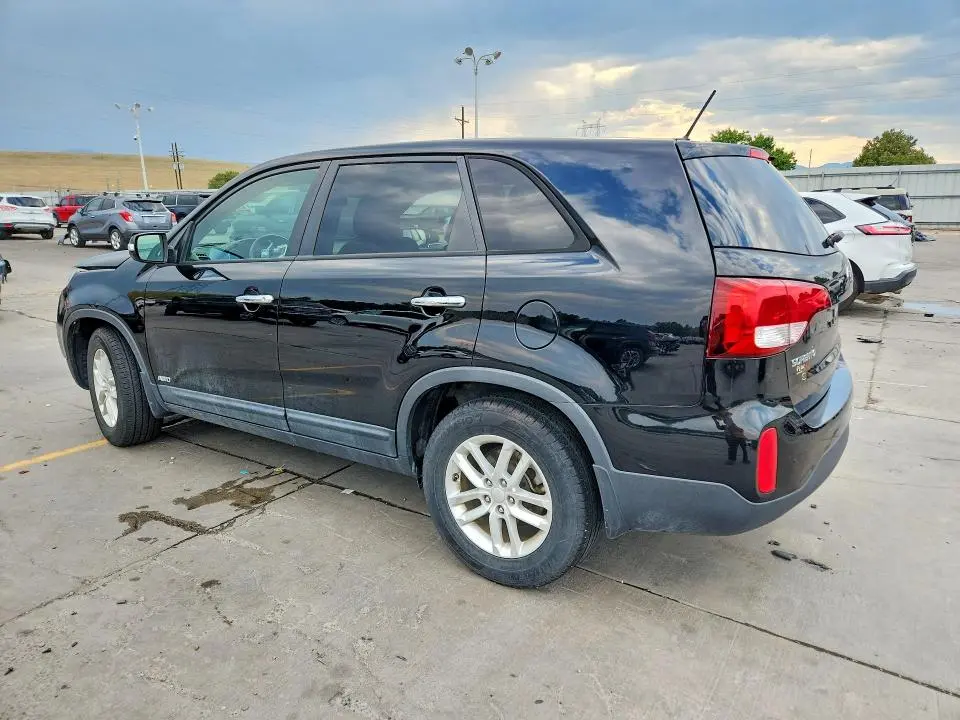 2014 KIA SORENTO LX  