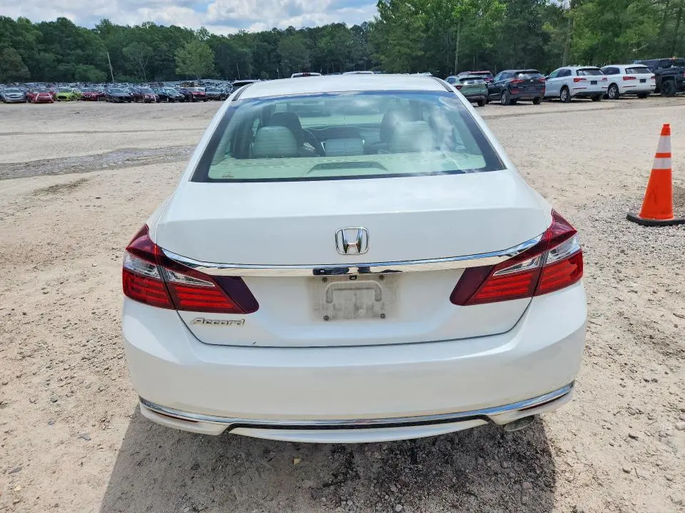 2016 HONDA ACCORD LX  