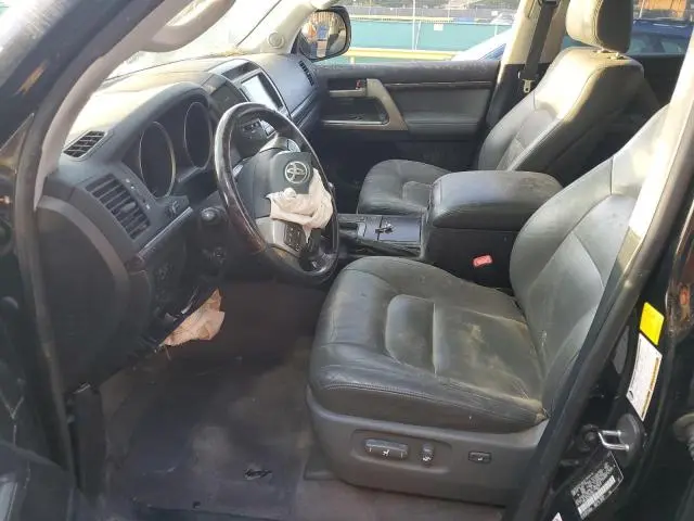 2011 TOYOTA LAND CRUISER   