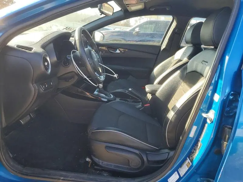 2023 KIA FORTE GT LINE  