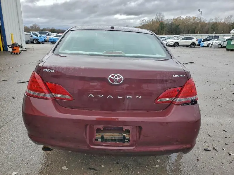 2010 TOYOTA AVALON XL  