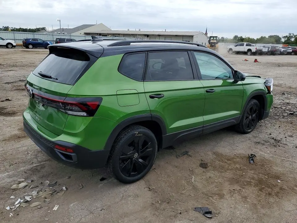 2025 VOLKSWAGEN TAOS SE BLACK  