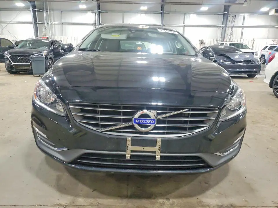 2015 VOLVO V60 PREMIER  