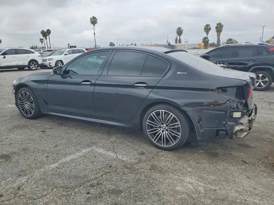 2018 BMW 530XE   