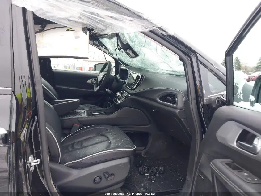 2025 CHRYSLER PACIFICA LIMITED AWD