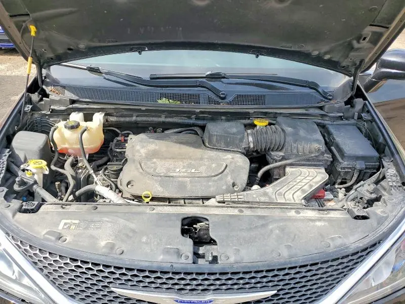 2017 CHRYSLER PACIFICA TOURING L  
