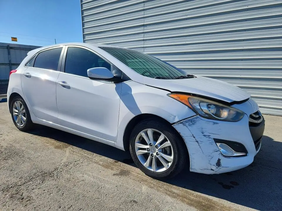 2013 HYUNDAI ELANTRA GT BASE  