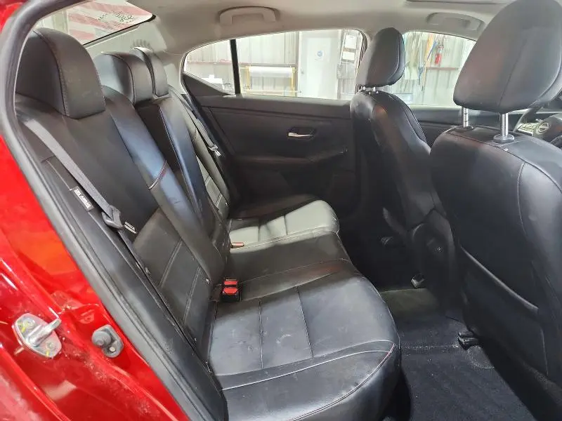 2024 NISSAN SENTRA SR  