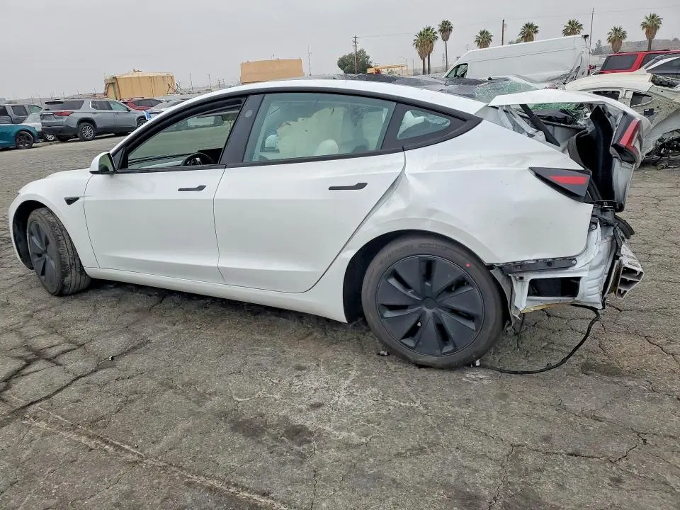 2024 TESLA MODEL 3   