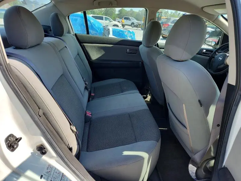 2011 NISSAN SENTRA 2.0  