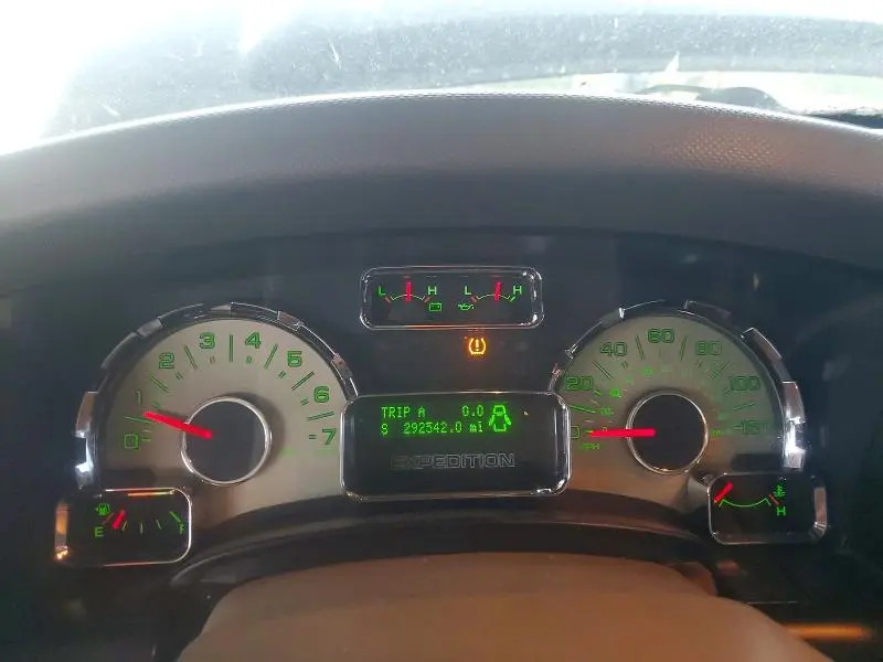2011 FORD EXPEDITION LIMITED  