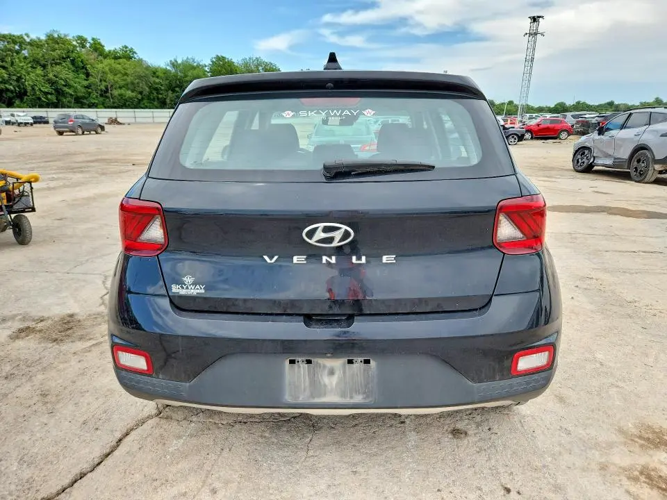 2021 HYUNDAI VENUE SE  