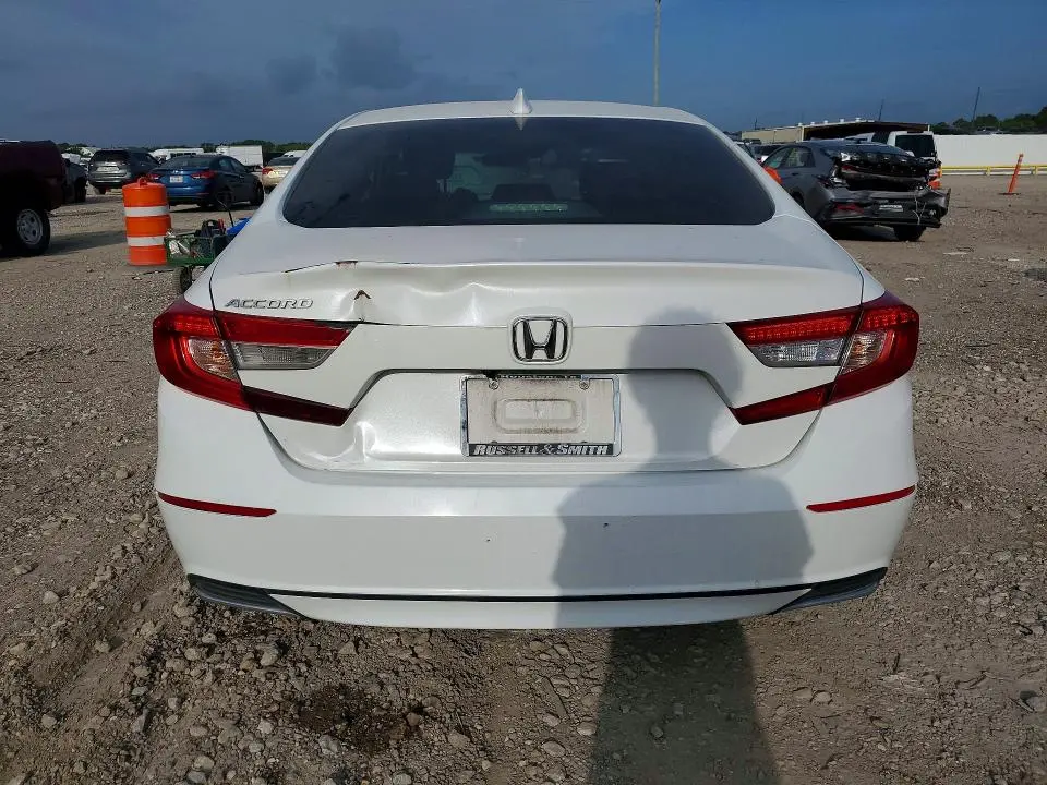 2020 HONDA ACCORD LX  