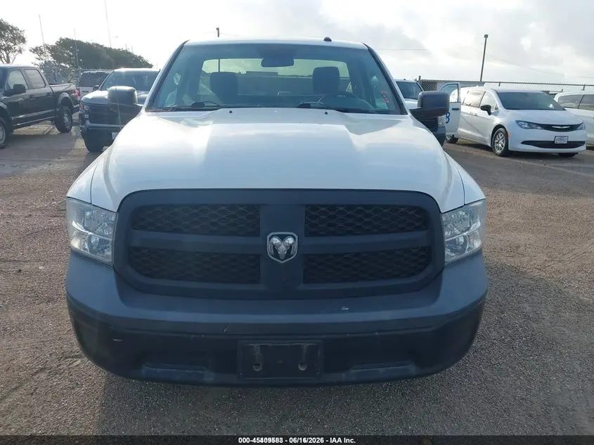 2017 RAM 1500 TRADESMAN  4X2 8' BOX