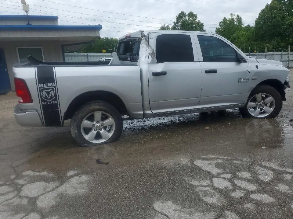2014 RAM 1500 ST  